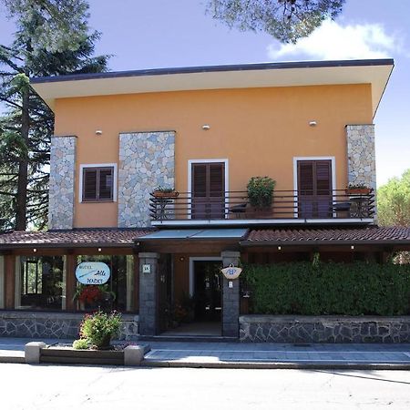 ניקולוסי Hotel Alle Pendici מראה חיצוני תמונה