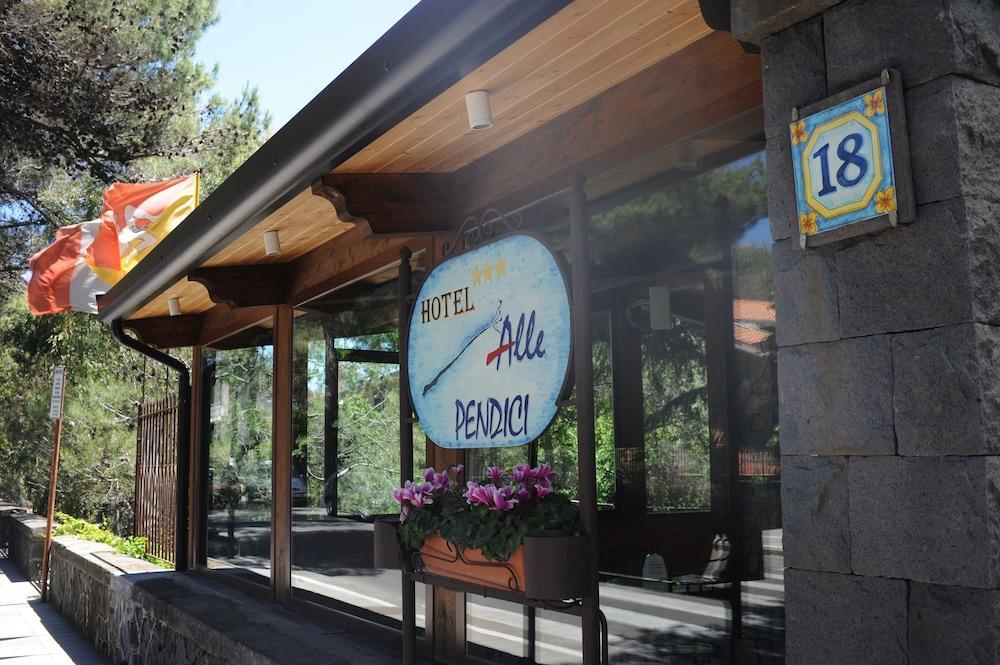 ניקולוסי Hotel Alle Pendici מראה חיצוני תמונה