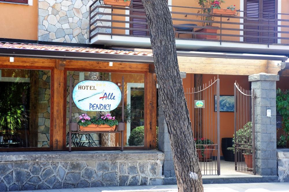 ניקולוסי Hotel Alle Pendici מראה חיצוני תמונה