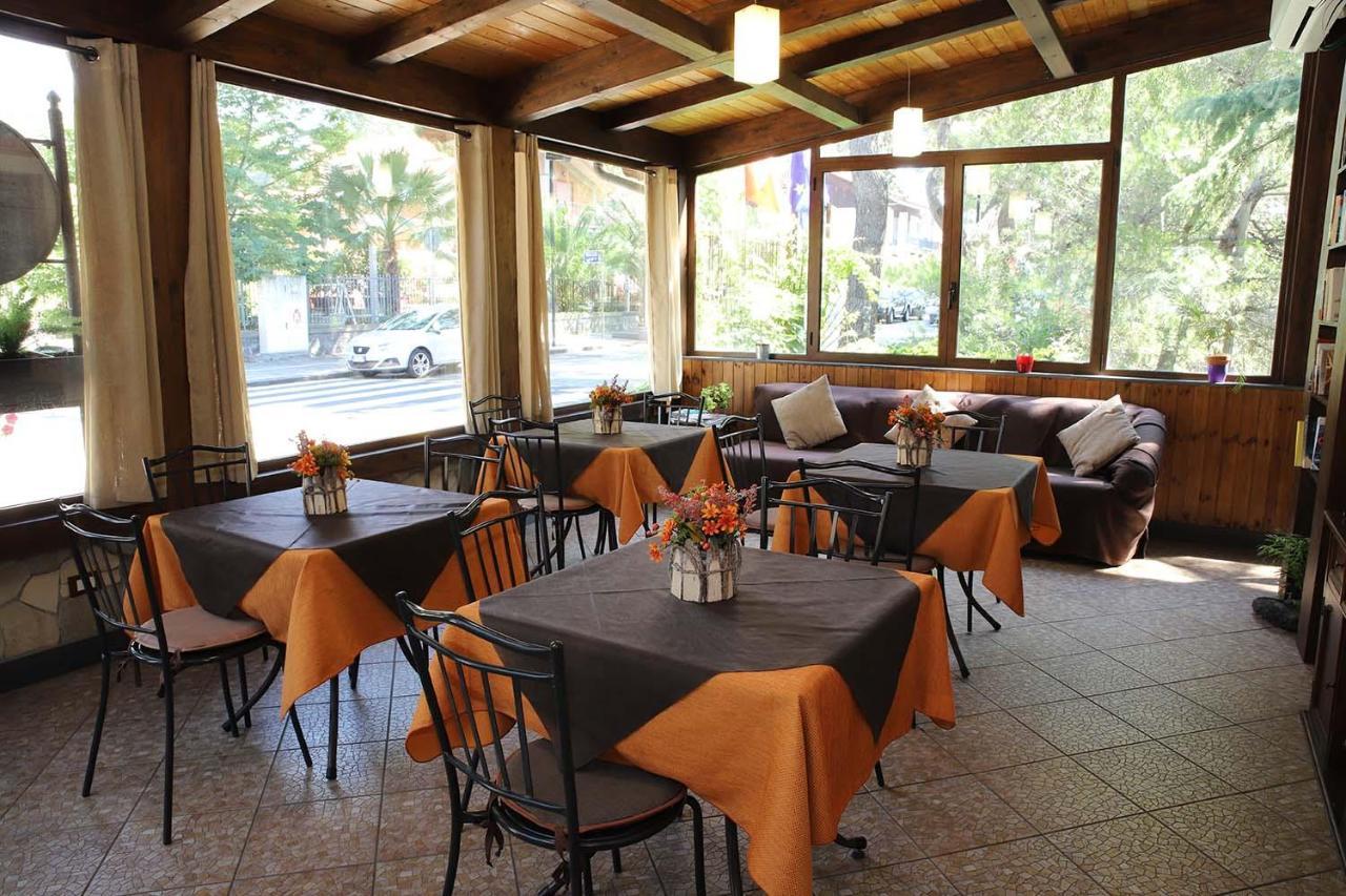 ניקולוסי Hotel Alle Pendici מראה חיצוני תמונה