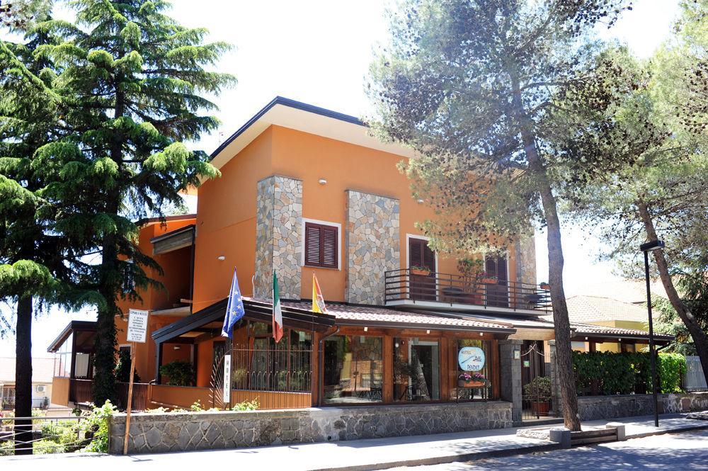 ניקולוסי Hotel Alle Pendici מראה חיצוני תמונה