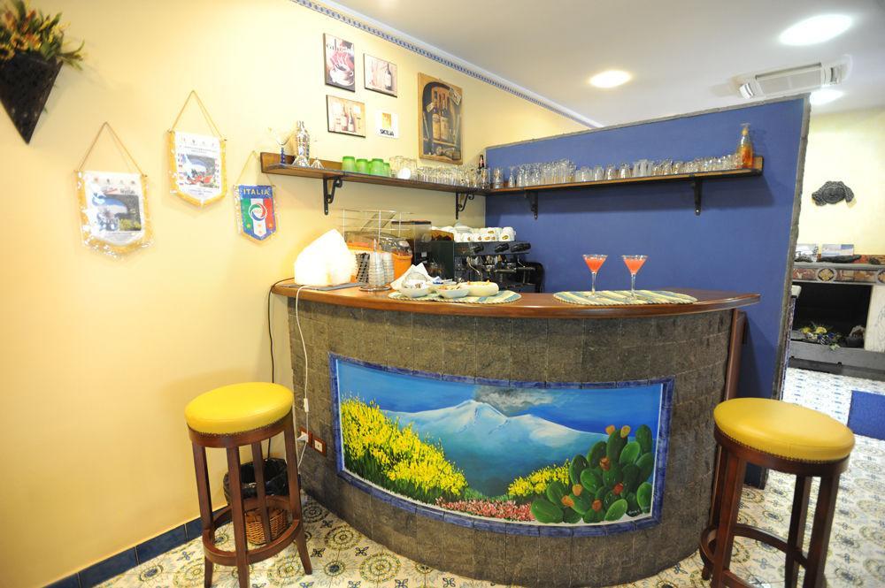 ניקולוסי Hotel Alle Pendici מראה חיצוני תמונה